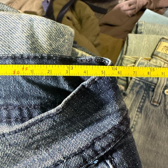 Apple Bottoms Capris, Size 8/10 - Picture 9 of 10